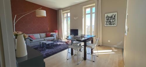 Premium apartment Air conditioning Garage Quiet Lift Aix center