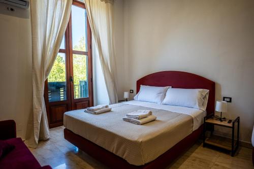 Foria 242 Rooms