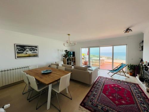 JM House Sea View