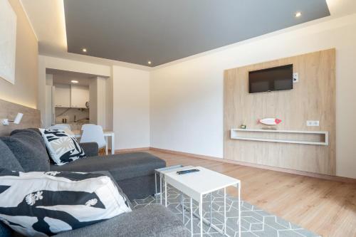 Hauzify I Apartament Festival Village