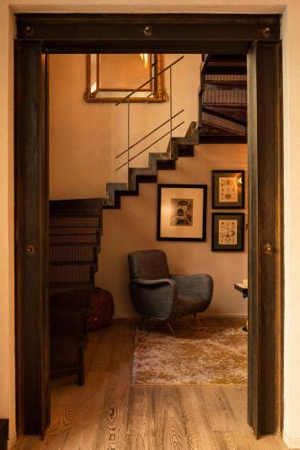 Boutique Loft steps from the Colosseum - Gio Roma
