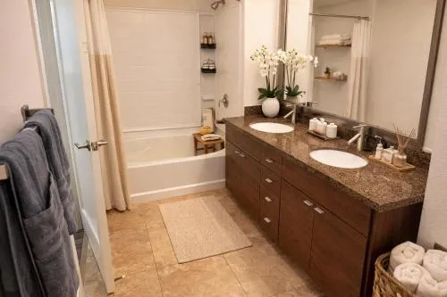 Luxury 1BR & 2BR Near Venice Beach MDR Retreat with Pool & Spa photo 25