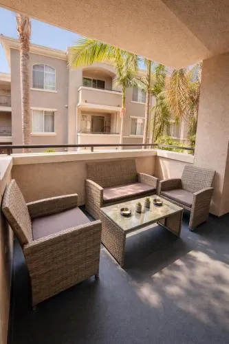 Luxury 1BR & 2BR Near Venice Beach MDR Retreat with Pool & Spa photo 26