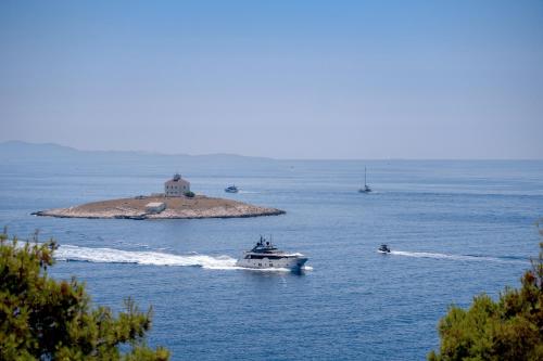 Crystal View - ZF Hvar