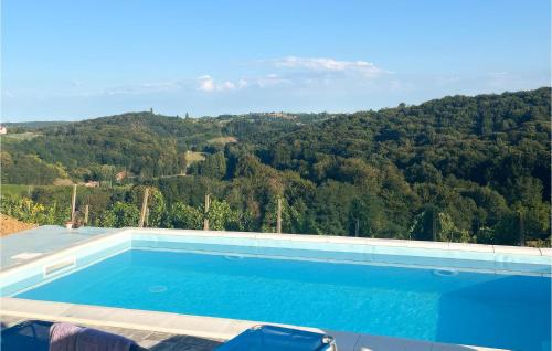 Amazing Home In Banfi
