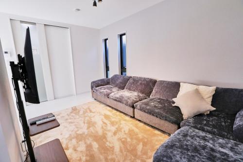 シオヒカリ梅田 - Salt & Light Umeda