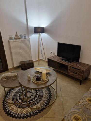 Julia Apartment 250m from Sea