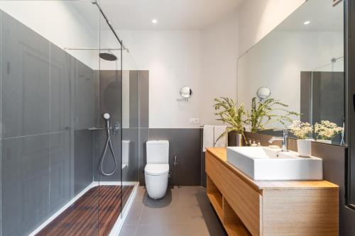Casagrand Luxury Apartments Barcelona photo 59