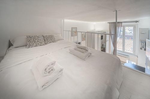 Happy House - Viale Tibaldi