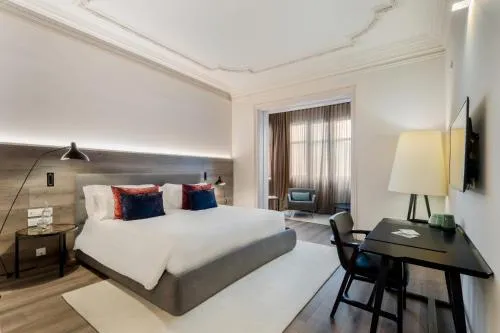 Casagrand Luxury Apartments Barcelona photo 3