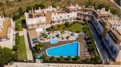 BeeHappy Cabanas Gardens T1