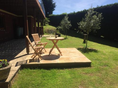 A garden outside Riverdown B&B