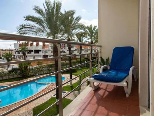 Sunny Balcony Apartment