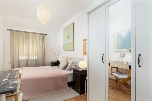 Artist Apartment with Terrace in Poreč Old Town