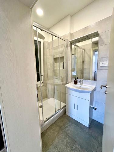 Soukki Town Centre Suites 1
