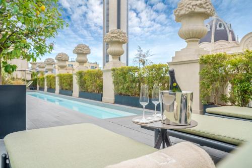 Casagrand Luxury Apartments Barcelona photo 77