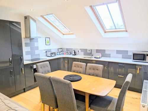 7 Bluebridge Court with Free Parking photo 21