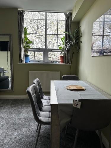 Superb Peaceful 1 bed apartment in St George. photo 43