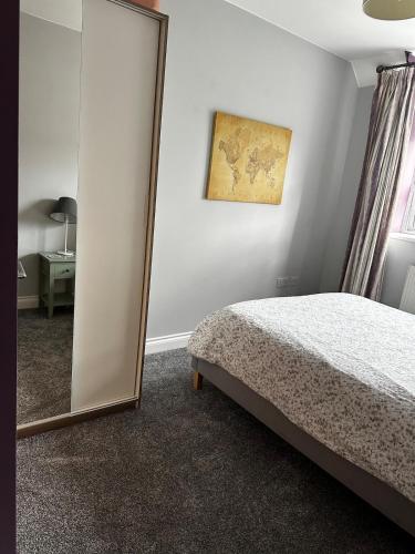 Superb Peaceful 1 bed apartment in St George. photo 24