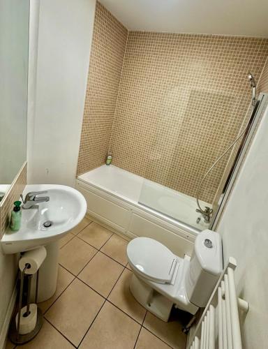 Superb Peaceful 1 bed apartment in St George. photo 14