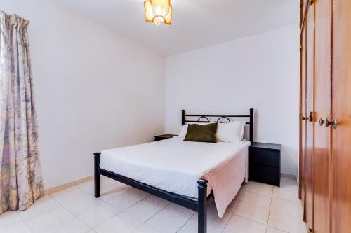 Seaside Accommodation, 100m from the Beach