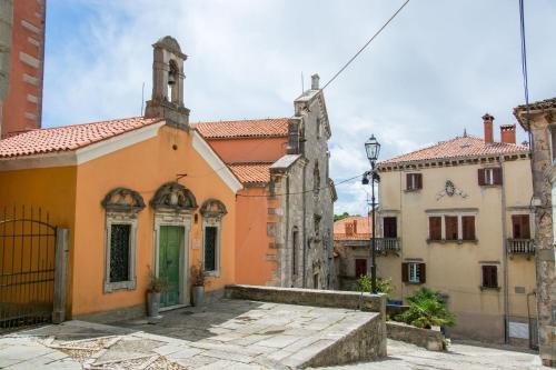 Villa Luka with Private Pool & Sea View
