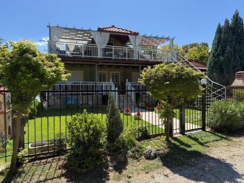 Pantheon Apartments Paralia Skotinas