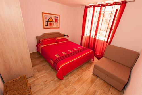 Una cama o camas en una habitación de Oldhouse Vucinovic
