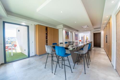 Johan Home T6 Sainte-Maxime