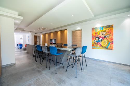 Johan Home T6 Sainte-Maxime