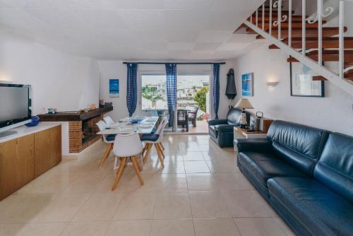 WELCS APARTAMENTO 472 EMP con terraza y parking