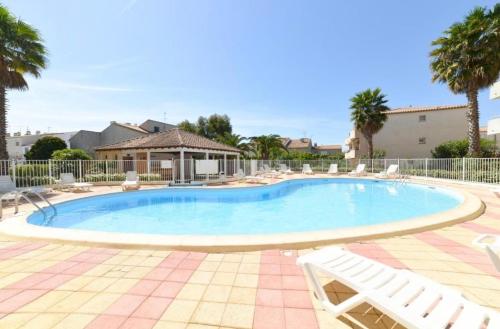 T2 cabine 5 personnes - piscine- proche mer - Clim