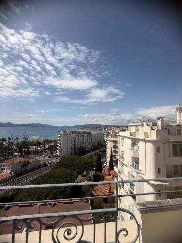 Luxurious 3 bedroom apartment, in the heart Cannes