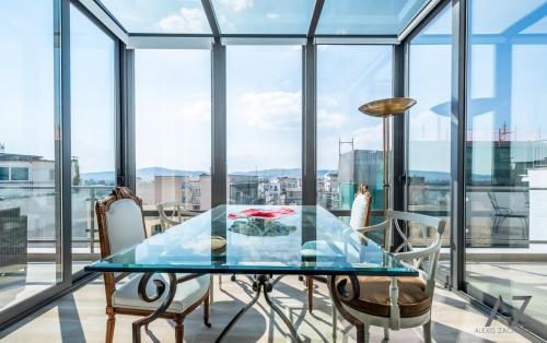 Art Acropolis Apartment Panos