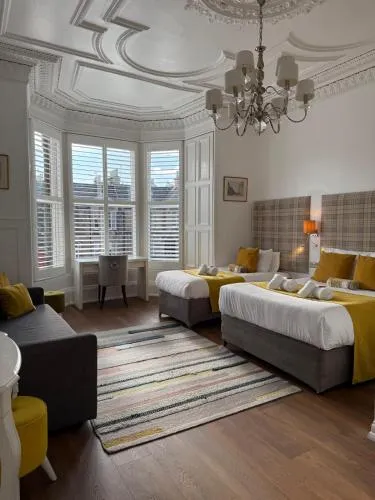 Edinburgh37 photo 26