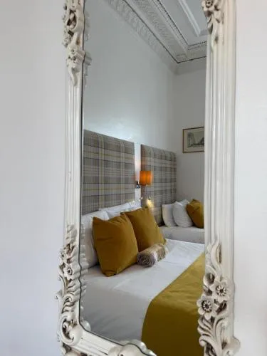 Edinburgh37 photo 25