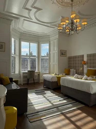 Edinburgh37 photo 27