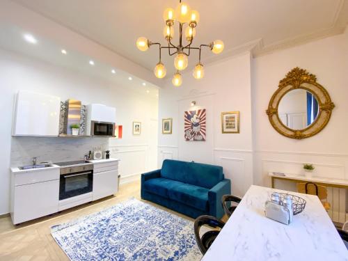 UrbanFlat 72 - Appartement de 3 Chambres St Honore Mermoz