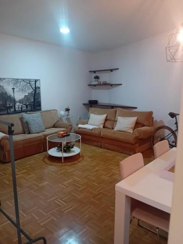 Piso Macasta