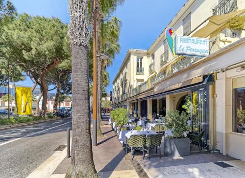 Au coeur de Juan-les-Pins, Magnifique Appartement, Clim, 30m de la Plage photo 7