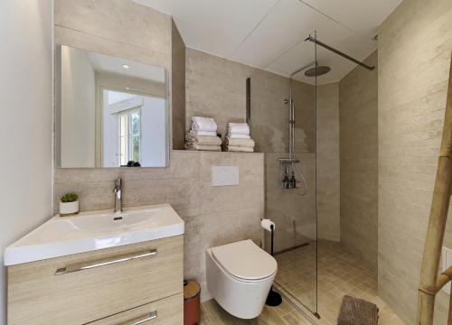 Au coeur de Juan-les-Pins, Magnifique Appartement, Clim, 30m de la Plage photo 4