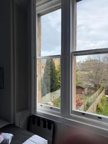 Edinburgh37 photo 18