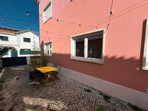 Kalya Surf House Caparica
