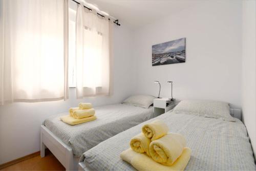 Apartment Sofia with Balcony - 55m2 - 1 KM to the Sea
