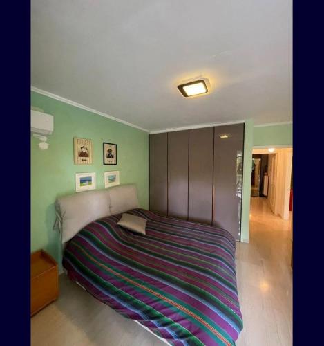 Vouliagmeni Seaside Retreat