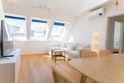Maisonette apartment by Schonbrunn