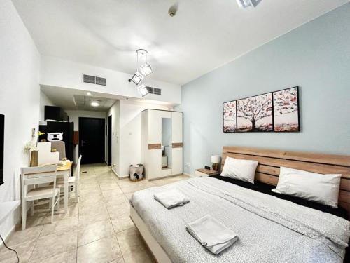 Bright Studio in Prime JVC Location