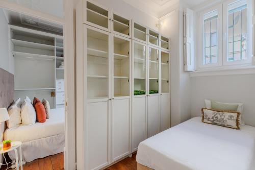 Stunning River View 3BR near Alfama - Renovated