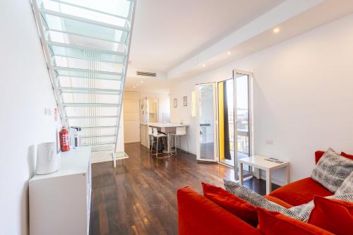 Modern Loft with Private Rooftop near Milano Centrale