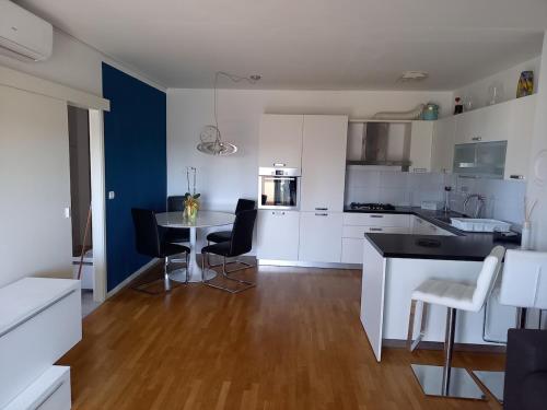 Beautiful apartment in the center of Umag close to the beach